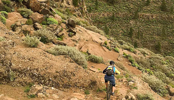 Mountainbike Enduro Tour: Sepultura del Gigante Trail