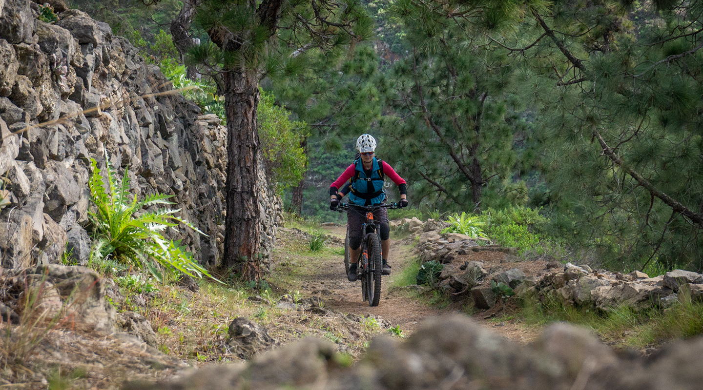 E Bike Urlaub La Palma Kanarische Inseln. Trails E MTB Ferien