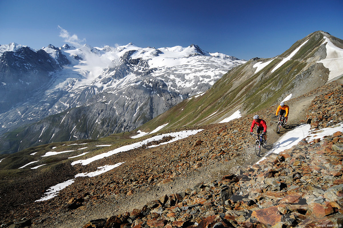 Shuttle Service zum Stilfserjoch Shuttleservice zum Stilfserjoch